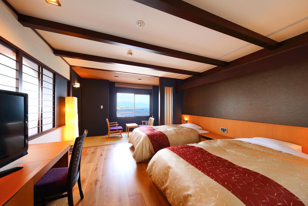 בפו Seaside Hotel Mimatsu Ooetei מראה חיצוני תמונה